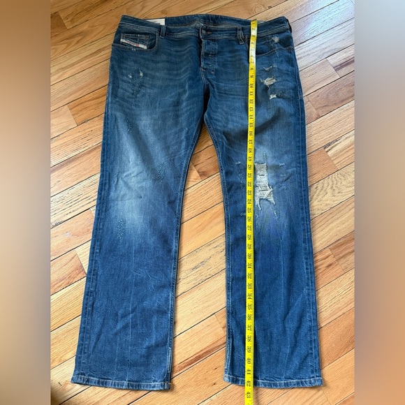 Diesel Zatiny Jeans Men’s Size W40 L32 Med Wash 083AC Regular Bootcut Distressed - Picture 12 of 16